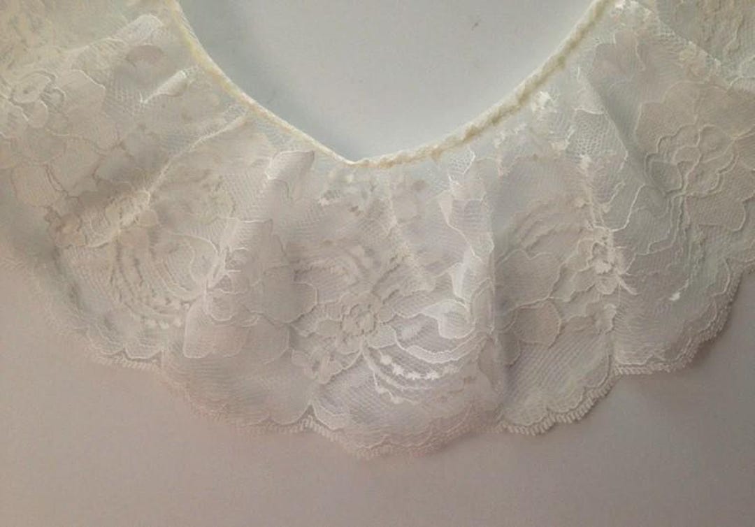 Scallop Ruffle Edge Ivory Ruffled Scalloped Edge Lace Trim, 4