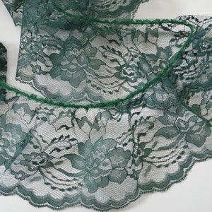Hunter Green Ruffled Lace Trim, 4&quot; Wide, 3 YARDS, Lace for Apparel, Costumes, Lace Journals, Doll Clothes, Christmas Crafts