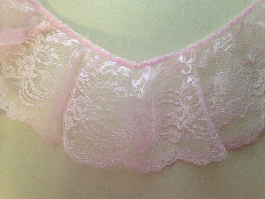 Pink Ruffled Scalloped Edge Lace Trim, 4