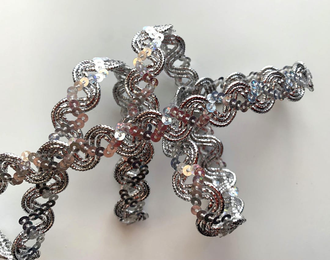 Silver Hologram Sequin Ric Rac Metallic Trim, 3 YARDS, Sparkle Trim ...