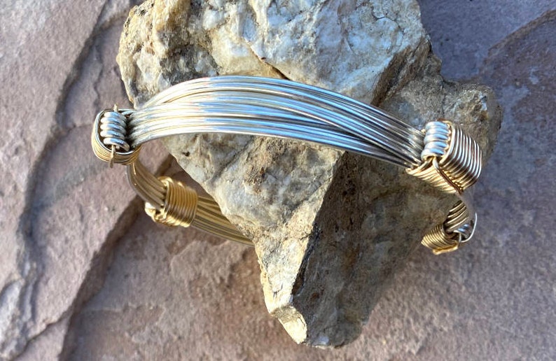 Elephant hair bracelet in African silver style with 4 gold knots image 3