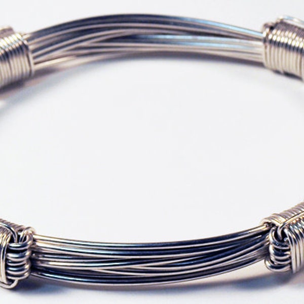 4 knot sterling silver bracelet in elephant hair style