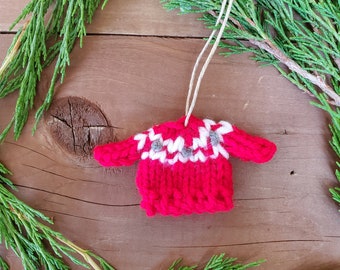 Mini Icelandic Sweater decoration ornament red with white stripes and berries