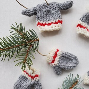 Set of 4 Mini knit Canadiana Ornaments Decorations grey white red image 3