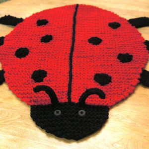 PDF KNITTING PATTERN Ladybug rug image 2