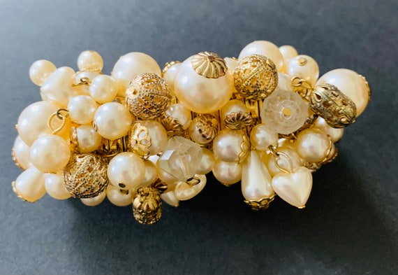 Vintage Gold Tone Faux Pearls Beads Baubles Filig… - image 4