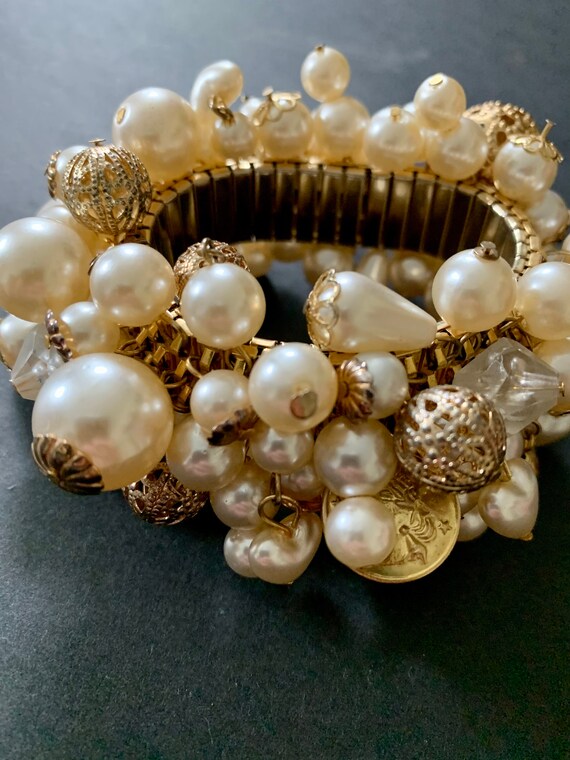 Vintage Gold Tone Faux Pearls Beads Baubles Filig… - image 5