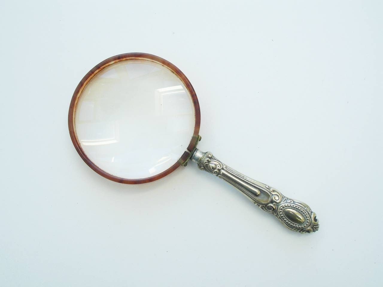 Hands Free Magnifier With Light Magnifier With Light for Crafting 2 in 1  LED Necklace Magnifier Magnifying Glass for Cross Stitch 
