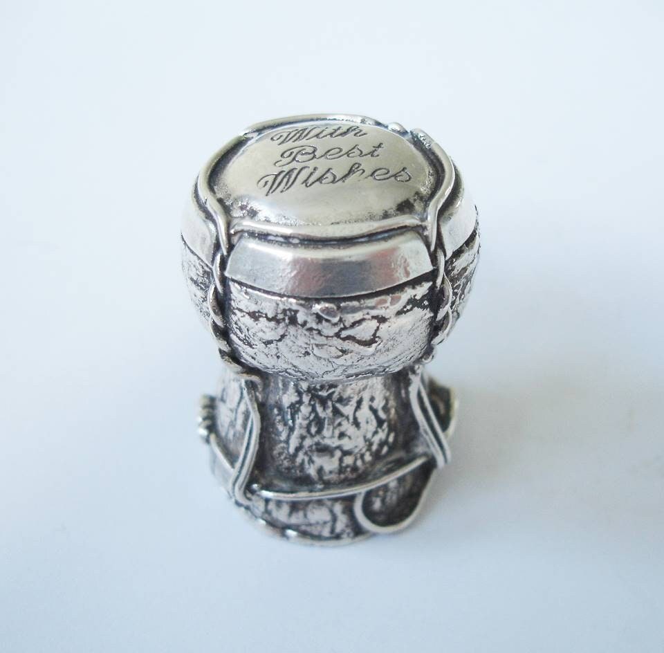 Vintage Silver Champagne Cork Par Alessandro Magrino - Gravé avec Meilleurs Voeux'
