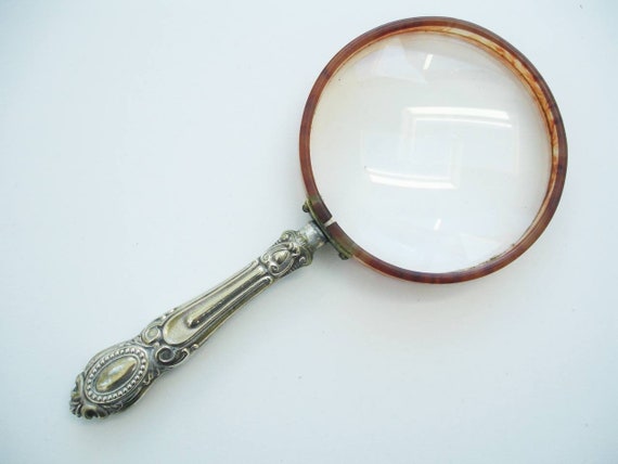 Antique Magnifying Lens OPT32 
