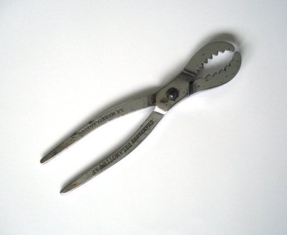 Vintage Champagne Grips - Delamotte P-F | Ct92