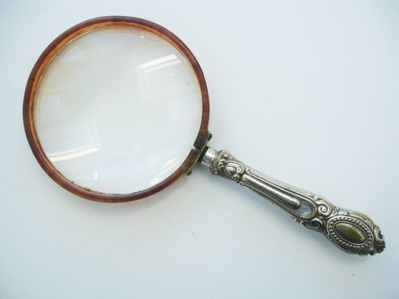 Antique Magnifying Lens OPT32 