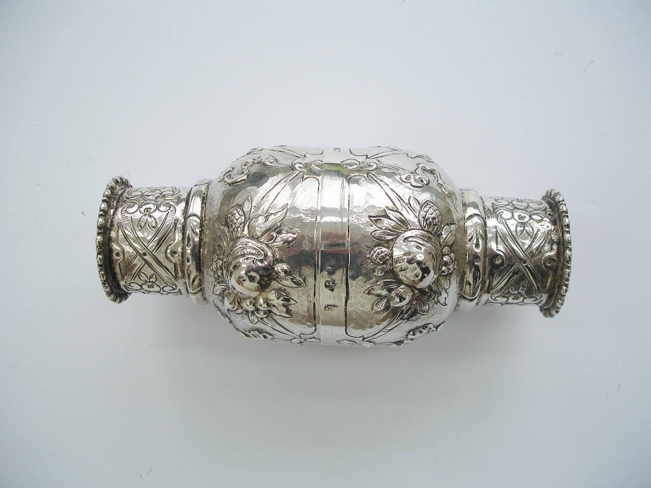 Double Gobelet en Argent Antique - Arts & Crafts 1896 avec Connexion de Course Chevaux
