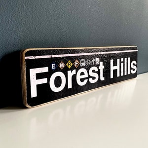 Letrero de madera original horizontal hecho a mano del vecindario Forest Hills Queens de la ciudad de Nueva York: letrero de metro, decoración de Nueva York, arte de Nueva York, letrero de Nueva York