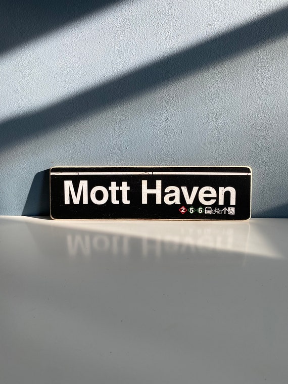 Mott Haven sign / The bronx nyc  Neighborhood Hand Crafted Horizontal Original Wood Sign - Subway sign, NY Decor, NYC Art, Ny Gift, NYC Sign