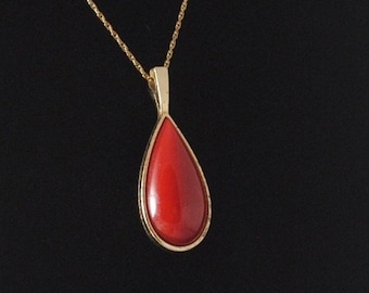 Vintage Teardrop Pendant 1970s