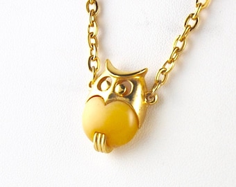 Owl Necklace Small Vintage Owl Pendant 1970s