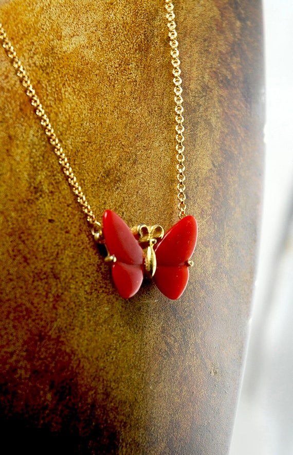 Vintage Small Butterfly Pendant 1970s Resin - image 7