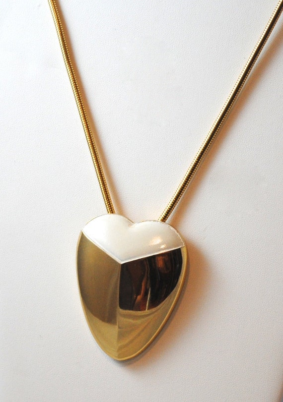 SALE SALE  Vintage Lanvin Paris Heart Pendant Nec… - image 3