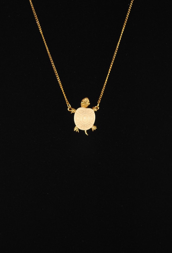 Vintage Turtle Necklace 1970's - image 5