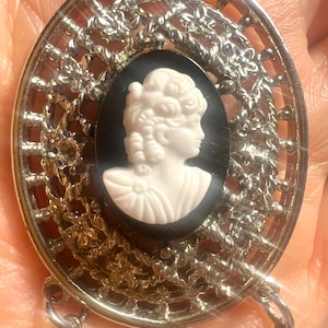 Vintage Cameo Silver Toned Necklace Statement Necklace 1970s