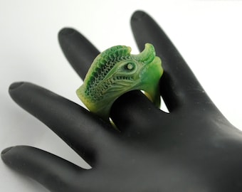 Vintage Creature Ring Carved-Like Cast Two Tone Resin Ring