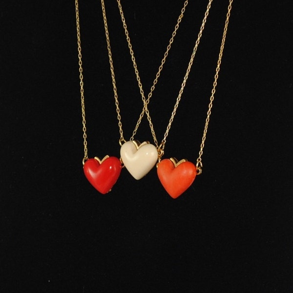 Heart Necklace Vintage Small Heart Pendant 1970s Resin Necklace