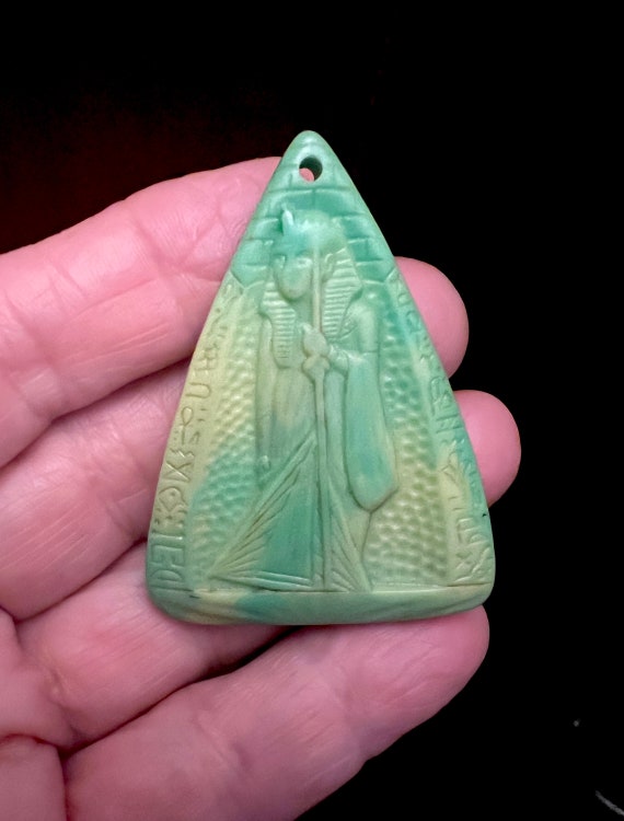 Vintage Egyptian Revival Epoxy Resin Pharaoh Pendant … Gem