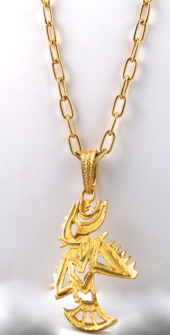 Vintage Gold Toned Southwestern Style Eagle Pendan