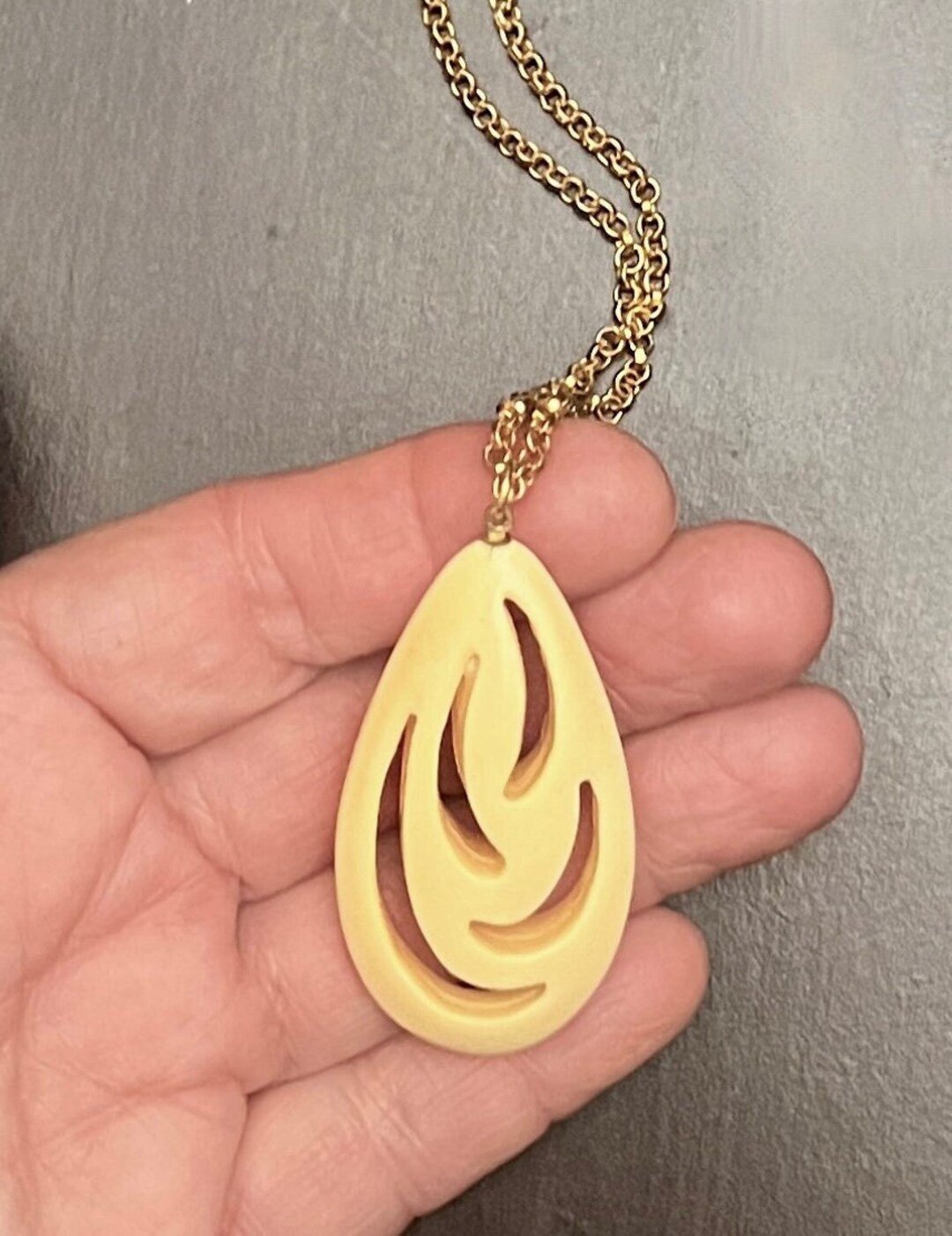 Collier Vintage En Résine Colorée - Longueur 53 Cm - Neuf Sans Emballage D'origine