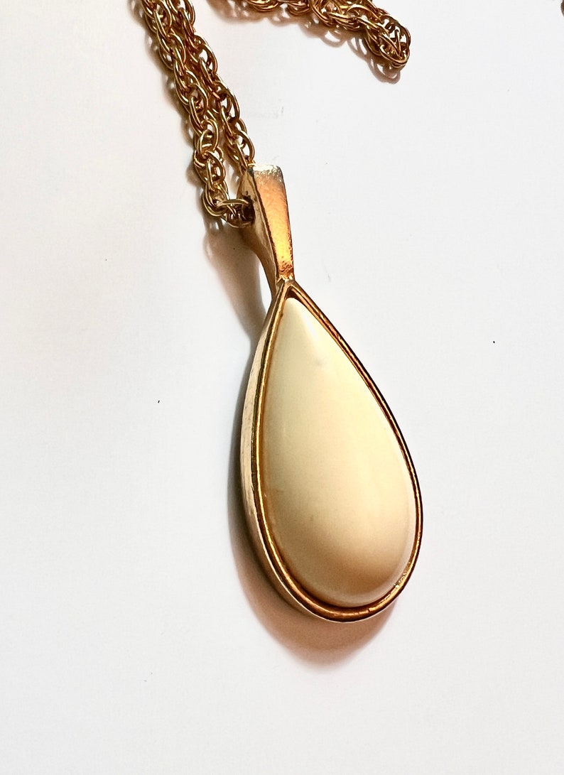 Vintage Teardrop Pendant 1970s image 5