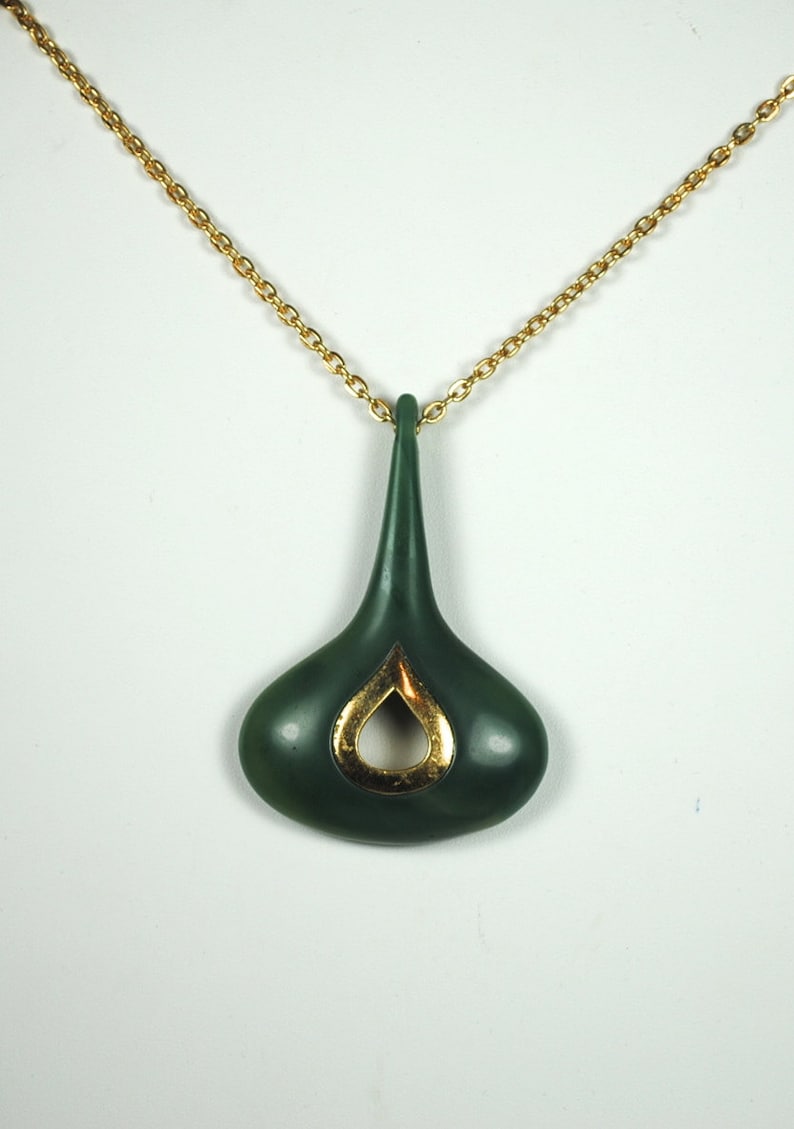 Vintage Necklace Lanvin-Like Resin Pendant 1970s