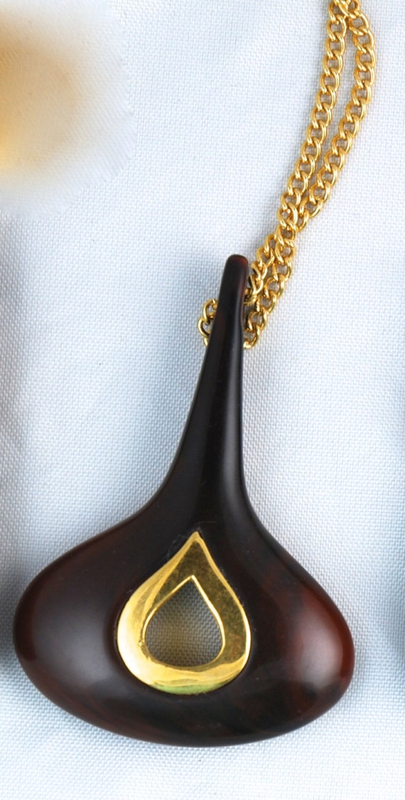 Vintage Necklace Lanvin-Like Resin Pendant 1970s - image 2