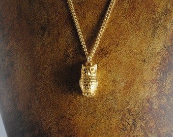 Vintage Gold Toned Owl Charm Necklace