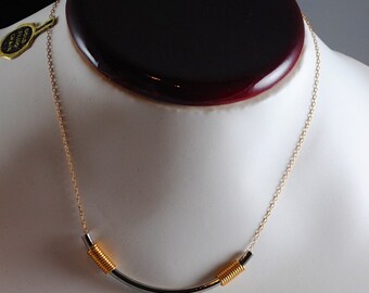 Necklace Vintage 16 Inch Gold and Silver Toned Necklace