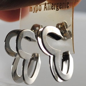 Vintage Earrings 1970s Silver Toned Butterfly Wings Earrings