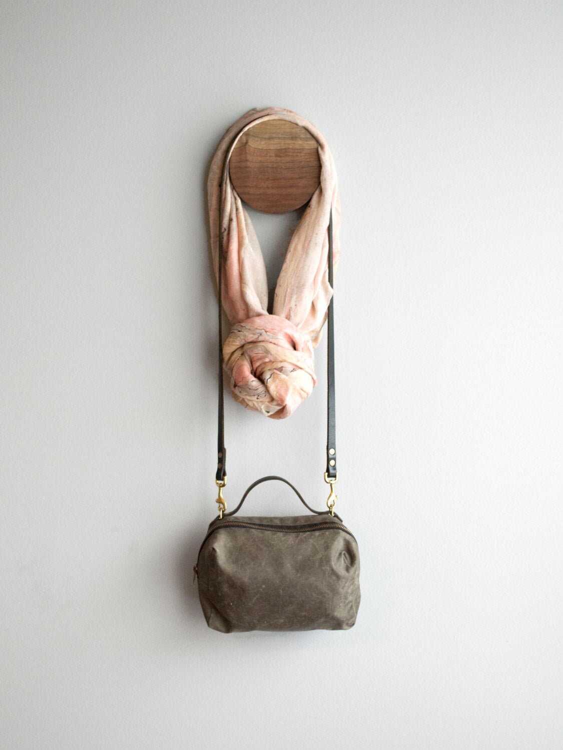 Perilla de pared de madera grande gancho de pared de madera | Etsy