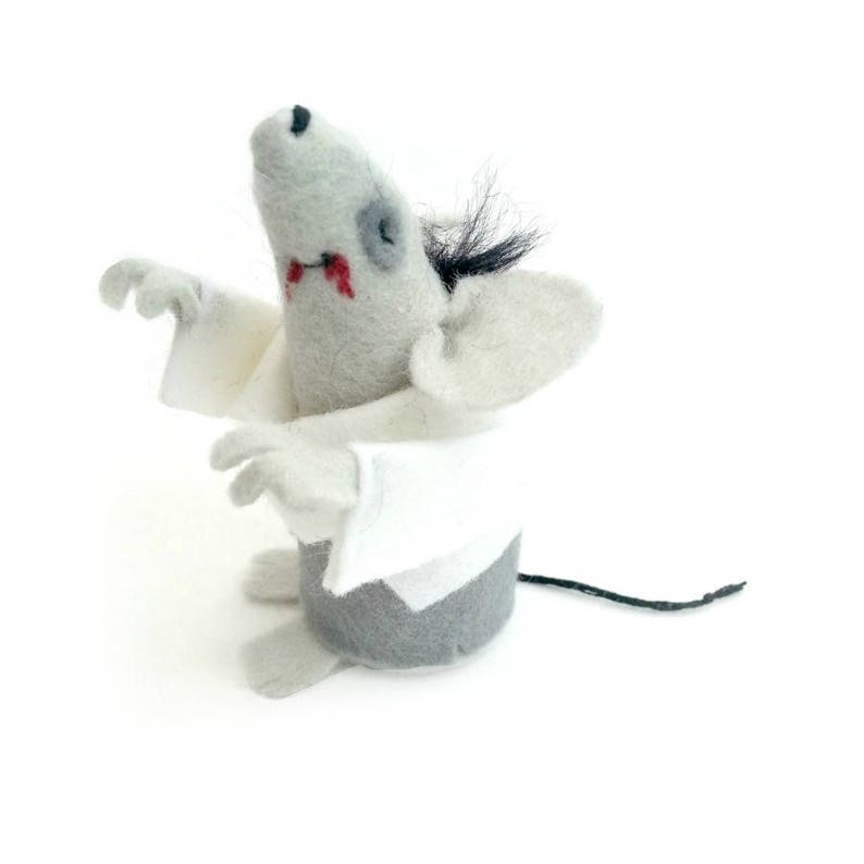 Zombie Felt ornimant Mouse, horror geeky gift, Halloween decoration image 2