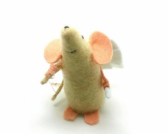 Cupid Mouse - Handmade felt mouse for her or for him, this little mouse sends it love this valentines day