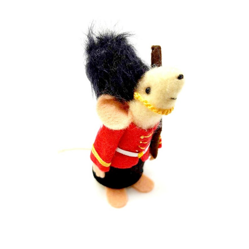 Kings Guard Mouse, A mouse from London, beefeater, felt mouse image 1
