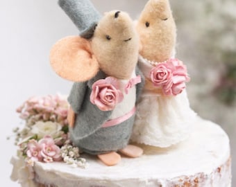 Felt Wedding Mice Cake Topper, Bride and Groom, Handmade Ornament