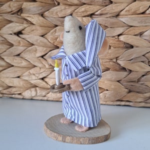 Wee W Winky mouse