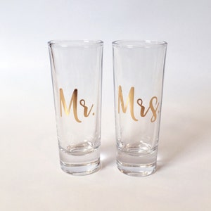 SET OF 2 - Mr. and Mrs. Shot Glasses, Shot Glass, Wedding Gifts, Wedding Presents, Bride and Groom Glasses, Toasting Glasses, Gold