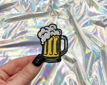 Toppa ricamata a forma di boccale di birra, toppa termoadesiva, toppe per cappelli, toppa per birra schiumosa, toppe piccole, toppe per cappelli da bar, toppe per cappelli da camionista