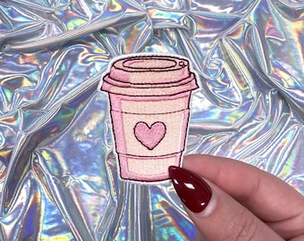 Caffè caldo con toppa a forma di cuore, toppe carine per cappelli, toppe di tendenza, toppa termoadesiva, toppe per cappelli, toppe piccole, toppe per barra del cappello, cappello da camionista