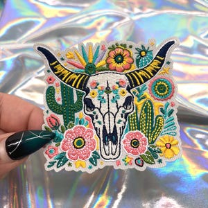 Desert Floral Steer Head Patch, Western Patches for Hats, Trendy Patches, Iron On Patch, Hat Patches, Hat Bar, Trucker Hat Patches