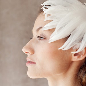 Bridal Hair Fascinator, wedding feather hair piece, Ella image 5