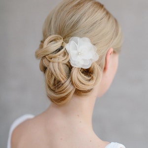 Bridal Silk Flower, Wedding Hair Flower Florentine petit image 2