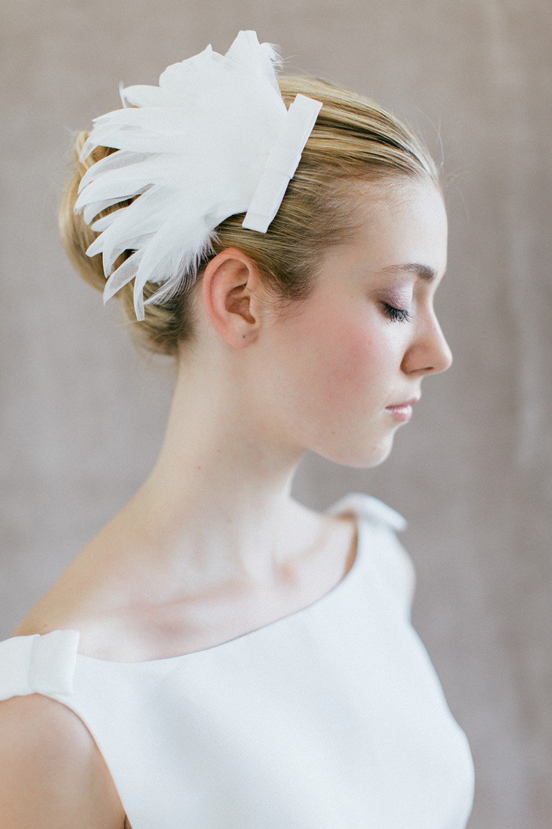Bridal Hair Fascinator, wedding feather hair piece, Ella image 4