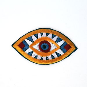 Fuchsia Evil Eye Heart Patch (10”) –